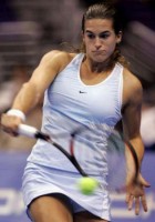 click for Amelie Mauresmo news photo search