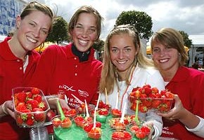 click for the WTA 's-Hertogenbosch photo gallery