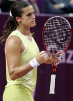 click for Mauresmo news photo search