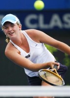 click for Coco Vandeweghe news photo search